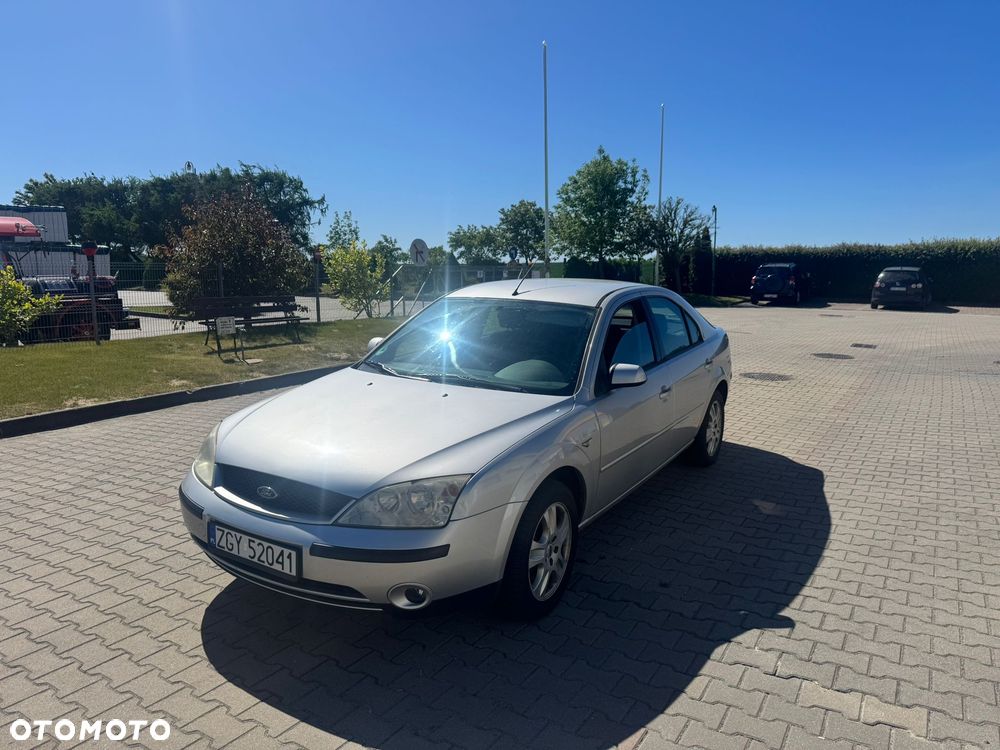 Ford Mondeo 1.8 Ghia - 4