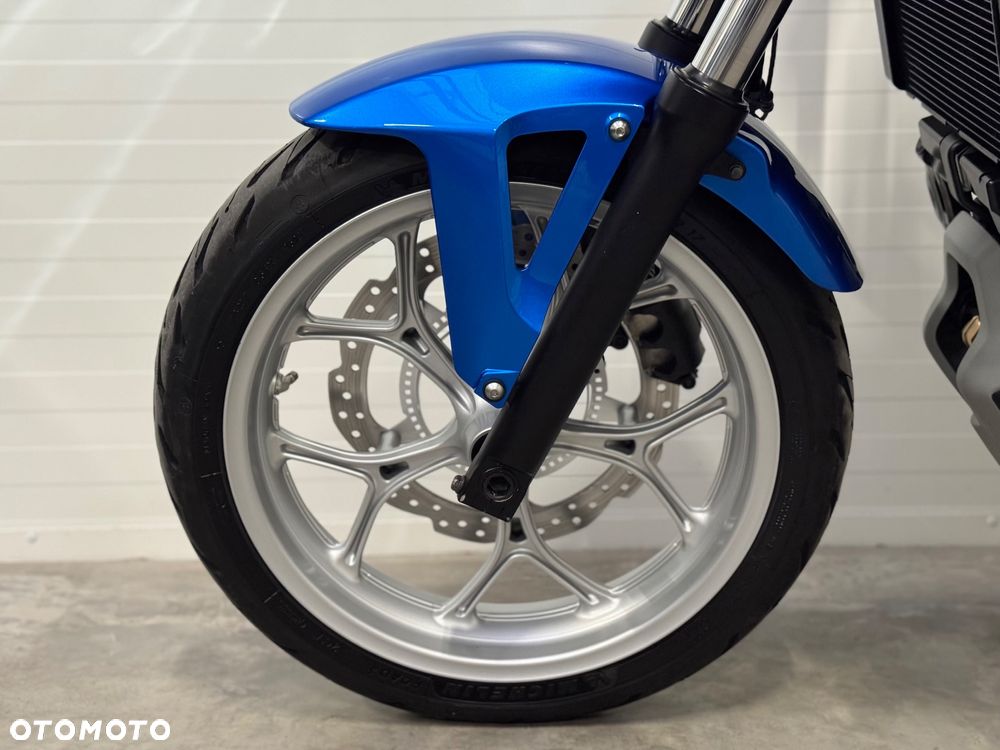 Honda NC - 24