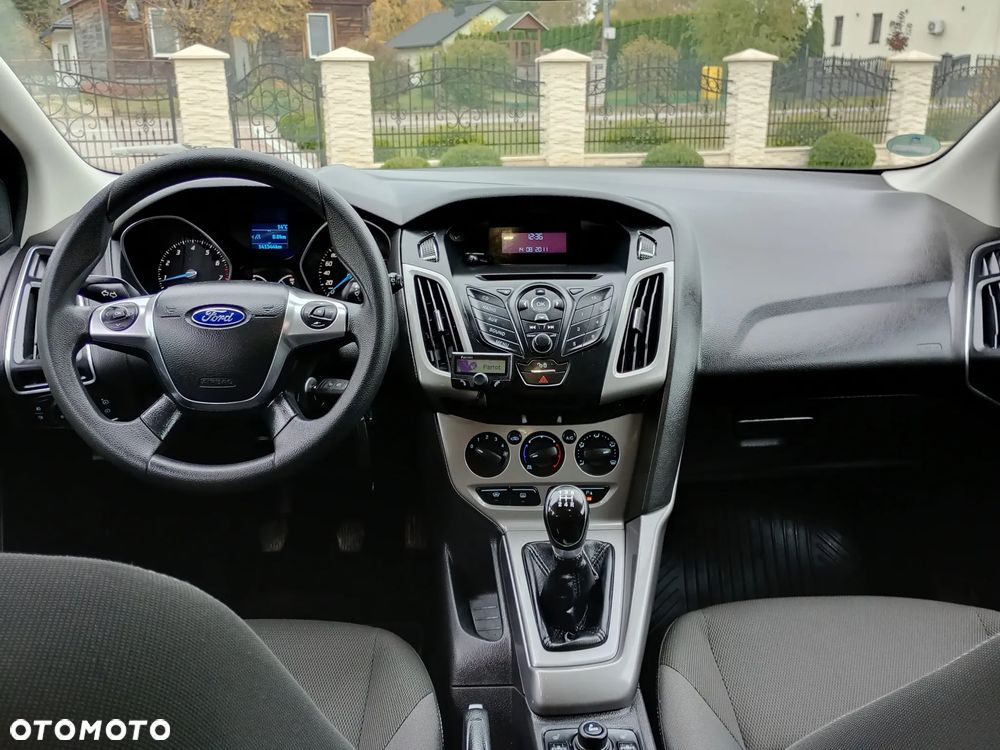 Ford Focus - 28