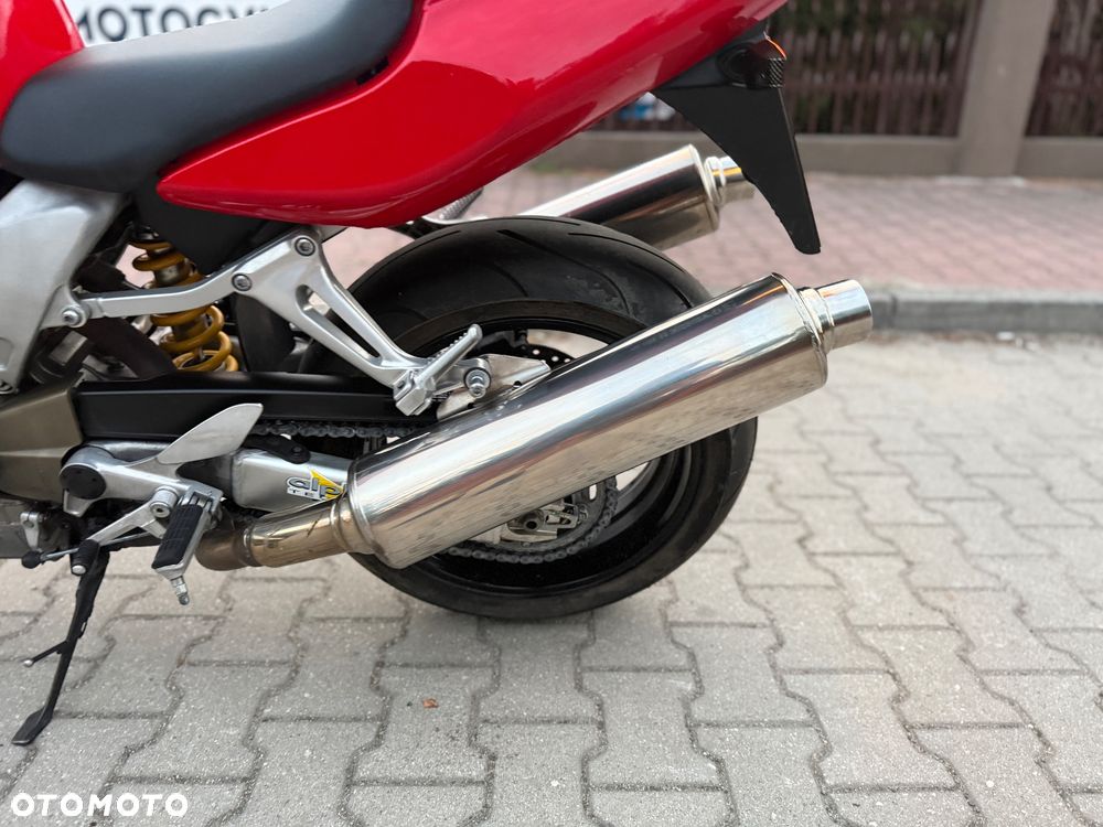Honda VTR - 28