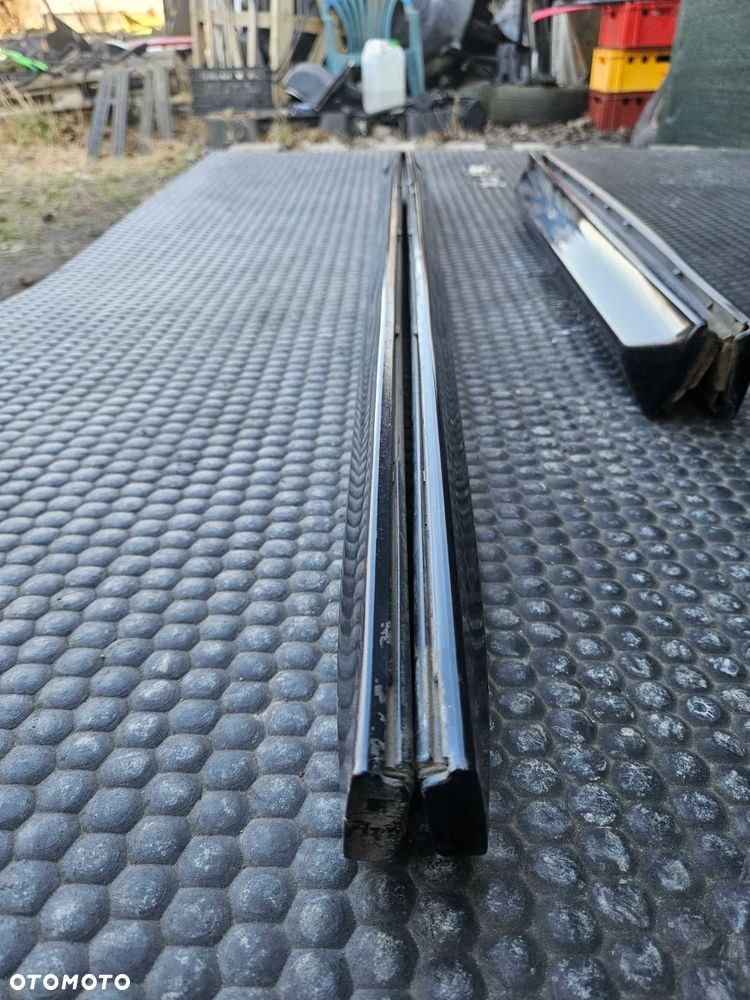 Listwa Listwy Drzwi S-Line Dolne Czarne Komplet Audi A4 B6 B7 Oryginalne - 39