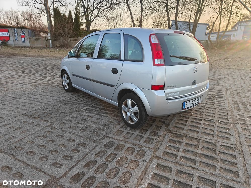 Opel Meriva 1.6 16V Essentia Easytronic - 5
