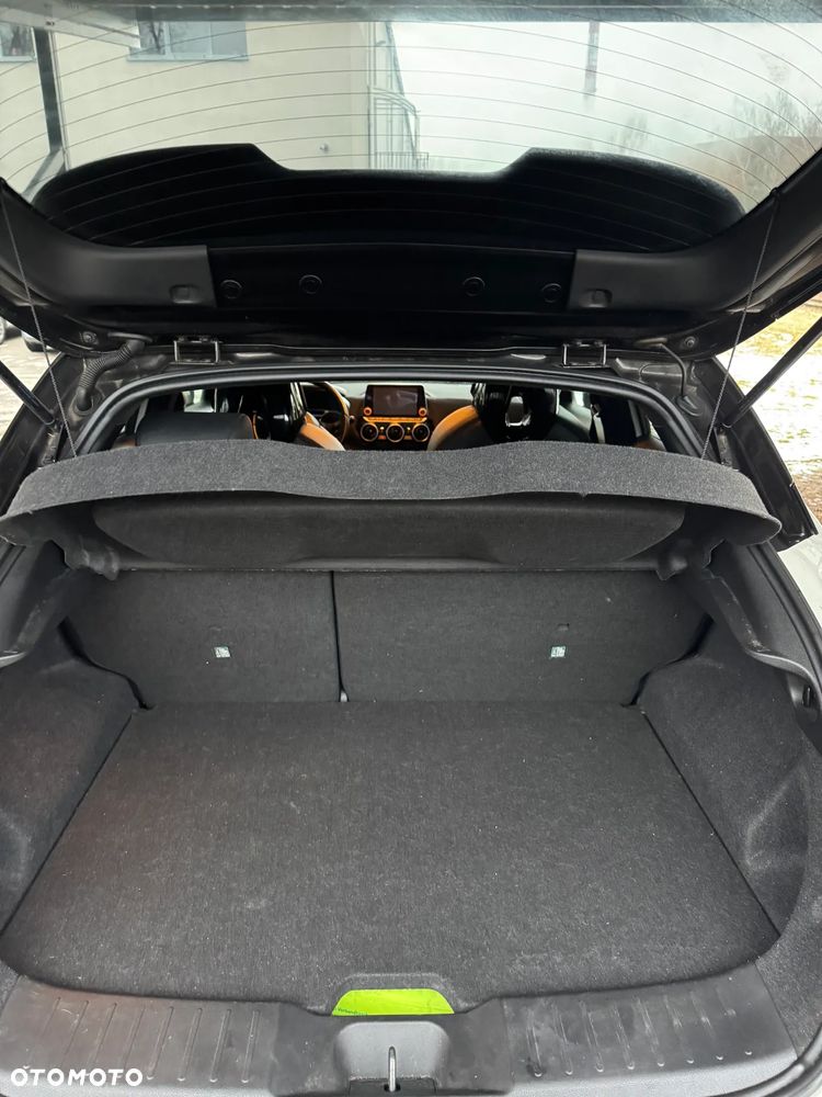 Nissan Juke 1.0 DIG-T N-Design DCT - 12