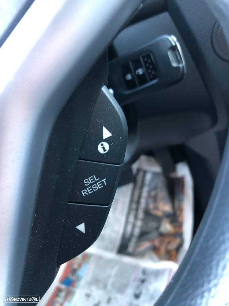 Honda Jazz 1.3 I-VTEC Comfort +Connect.CVT - 31