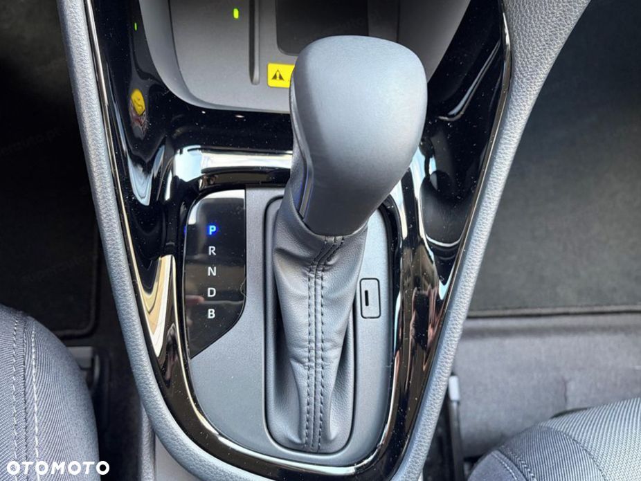 Toyota Yaris - 11