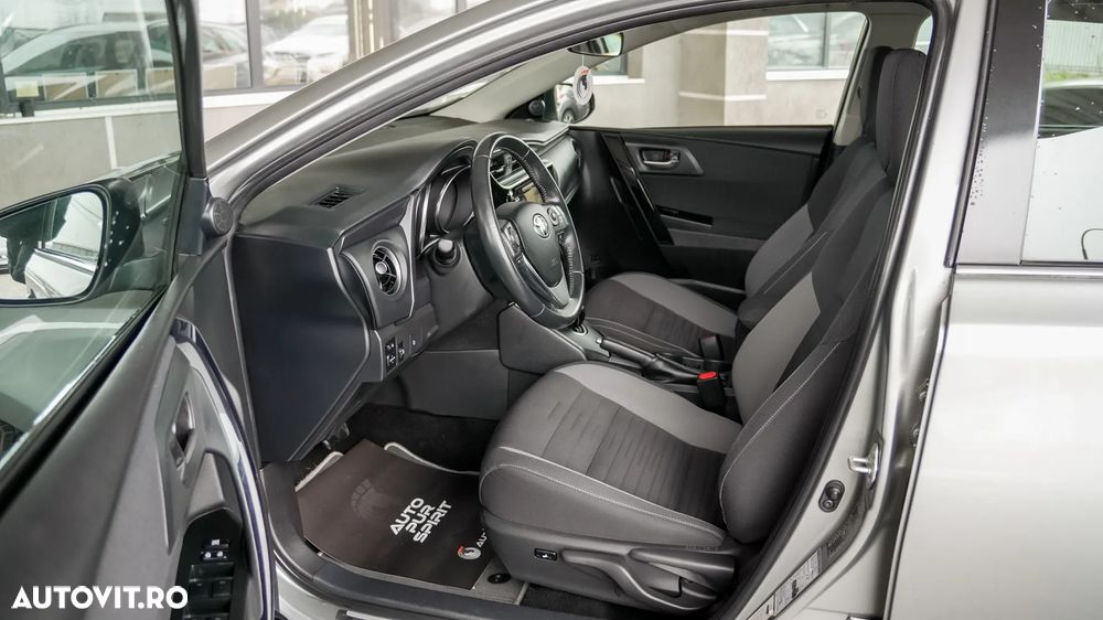 Toyota Auris 1.8 VVT-i Hybrid Automatik Touring Sports Life - 26