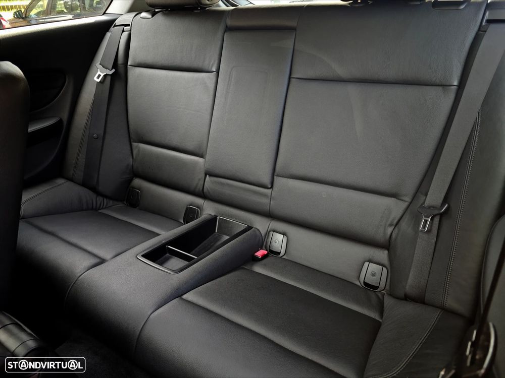 BMW 118 d DPF Edition Sport - 9