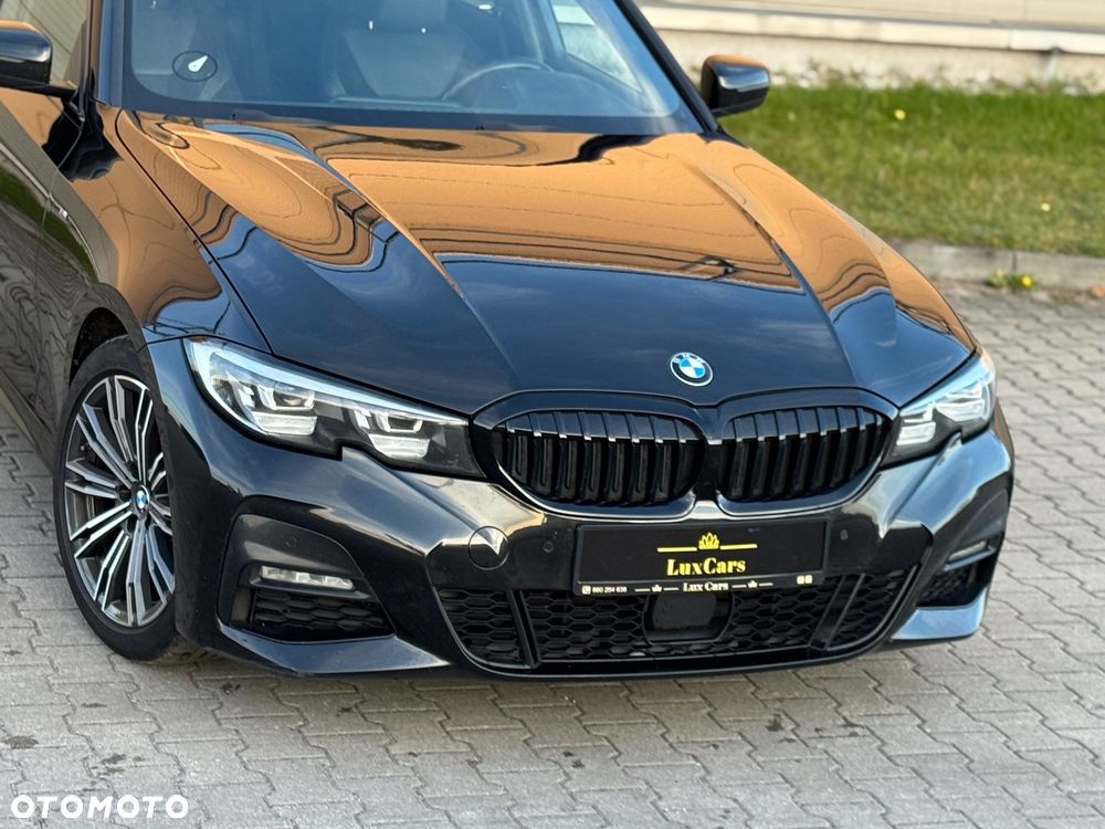 BMW Seria 3 320d Touring xDrive M Sport - 8