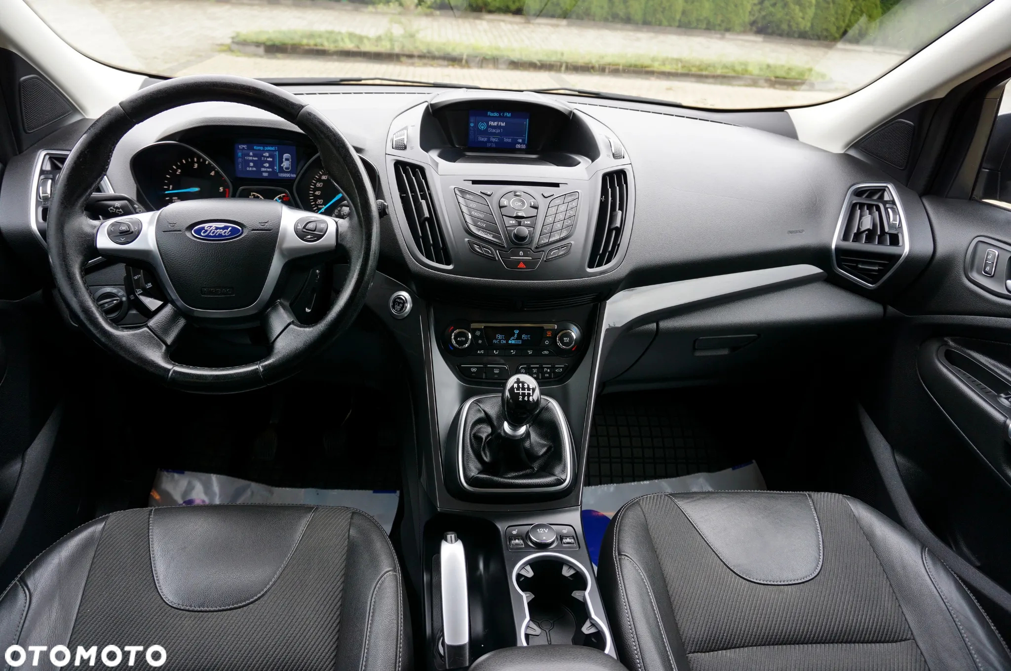 Ford Kuga 2.0 TDCi 4WD Titanium - 24