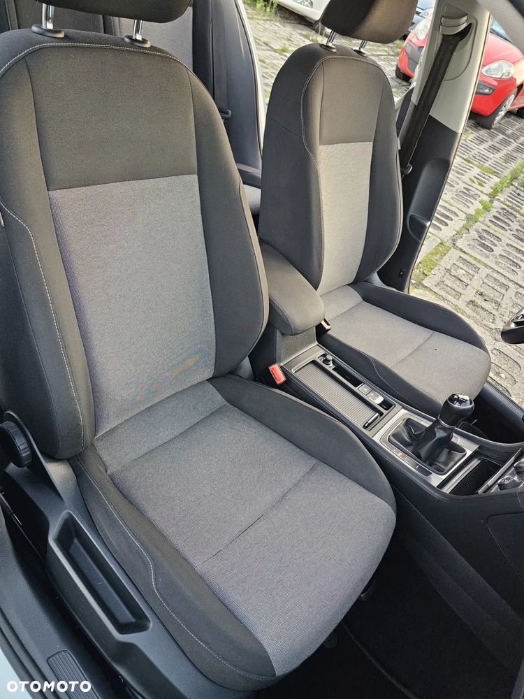 Volkswagen Golf VII 1.2 TSI BMT Trendline - 19