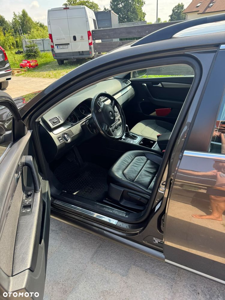 Volkswagen Passat 2.0 TDI Comfortline DSG - 7