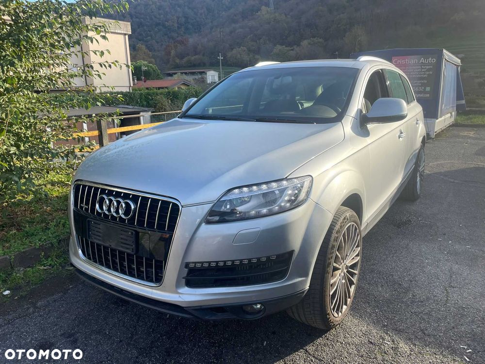 Audi Q7 - 6