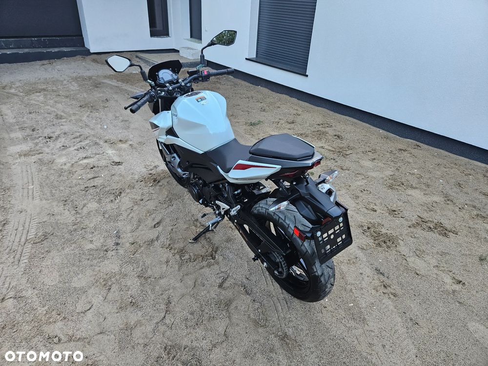 Kawasaki Z - 3