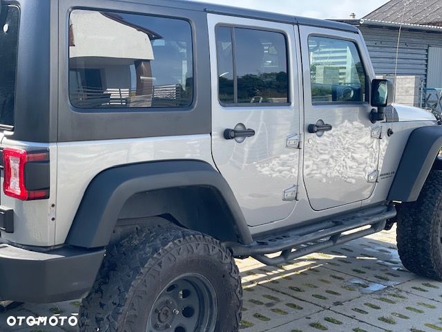 Jeep Wrangler - 5