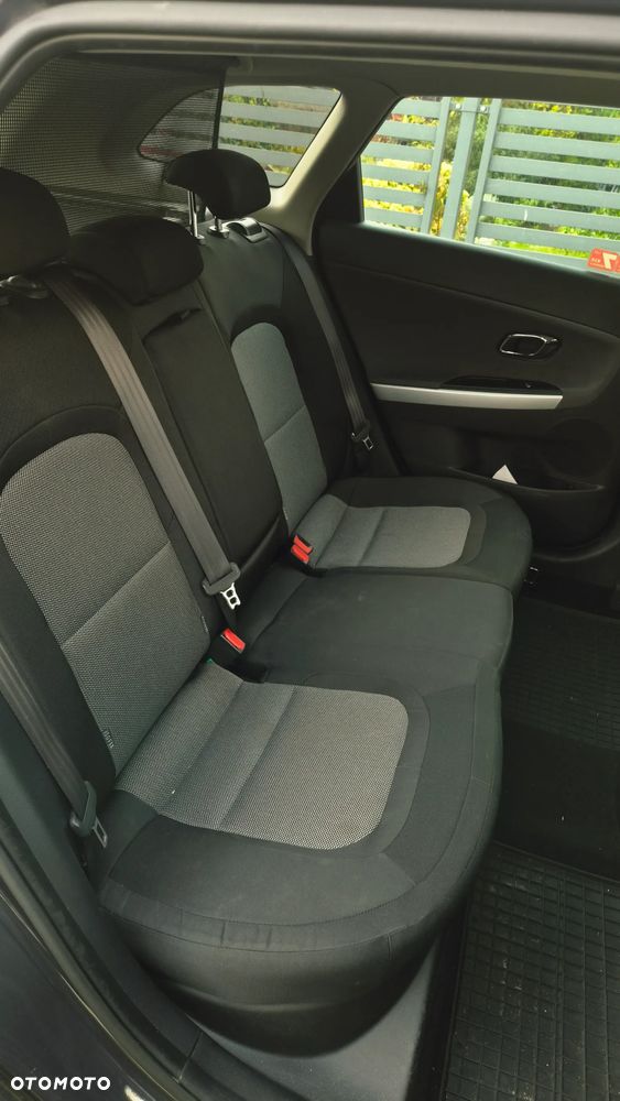 Kia Ceed - 22
