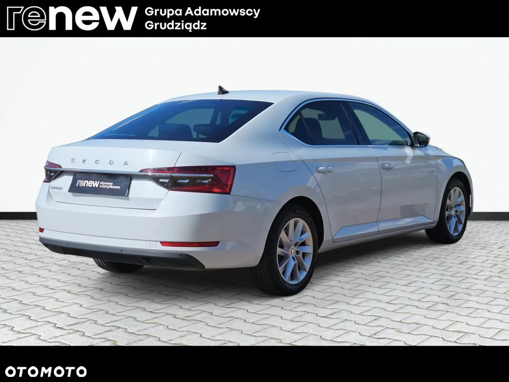 Skoda Superb 2.0 TDI SCR Ambition DSG - 2