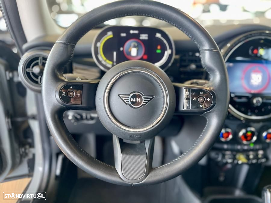 MINI 3 Portas Cooper SE Classic - 13