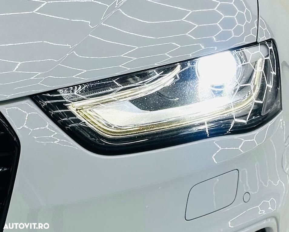 Audi A4 2.0 TDI DPF S line Sportpaket - 9