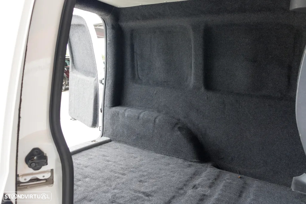 VW Caddy 1.6 TDi - 9
