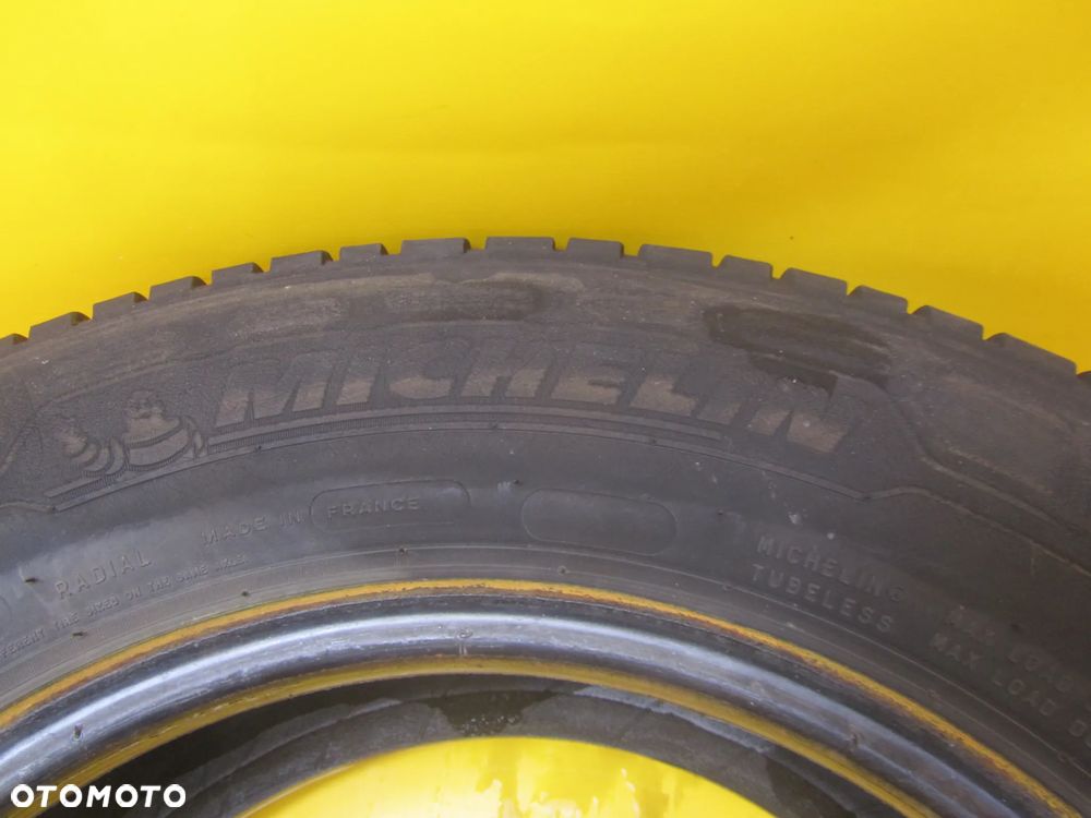 Opona Michelin Agilis  235/65 R16C - 4