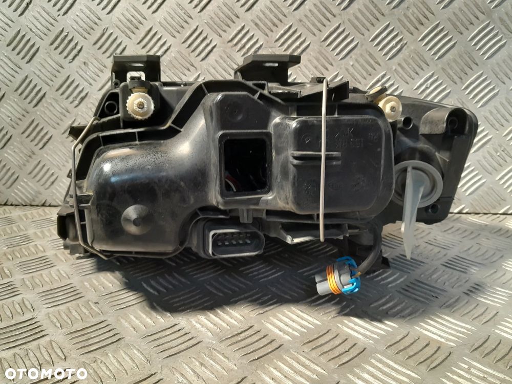 AUDI A6 C5 LAMPA REFLEKTOR PRAWY PRZEDNI PRAWY PRZÓD LIFT - 6