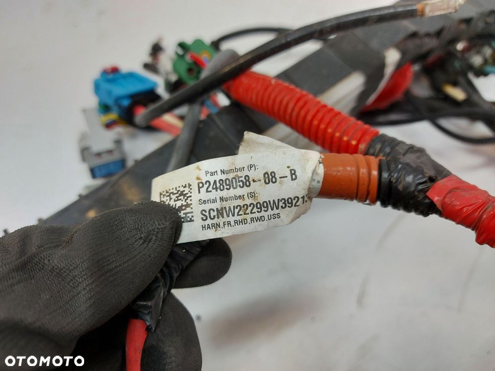 TESLA MODEL Y 2022r, napęd tył wiązka instalacja komory silnika - 3