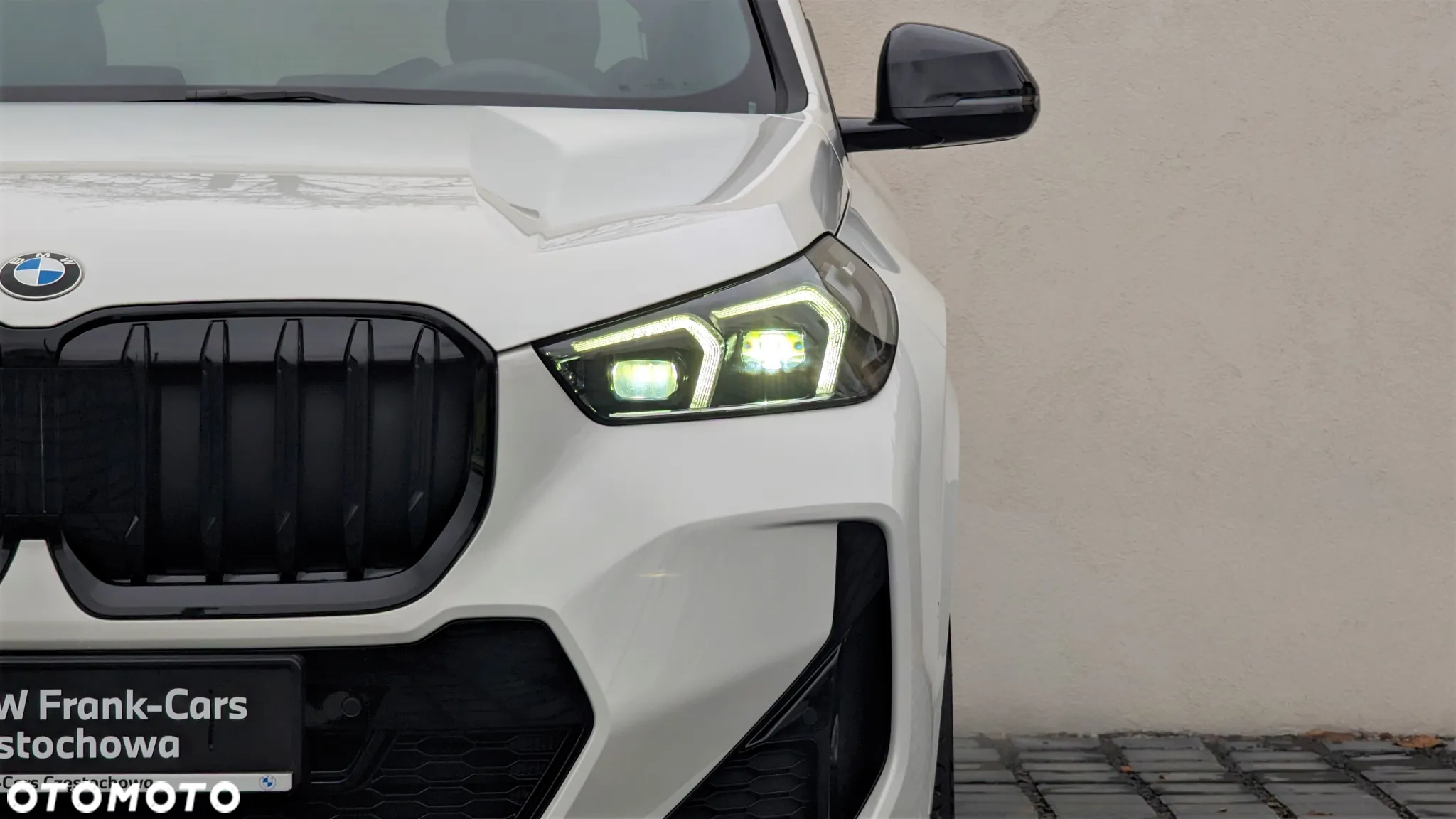 BMW iX1 xDrive30 66.5kWh M Sport - 4