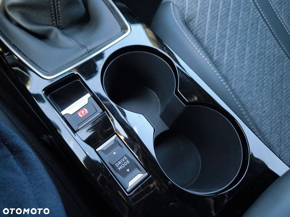 Peugeot 2008 PureTech 100 Stop&Start Allure - 12