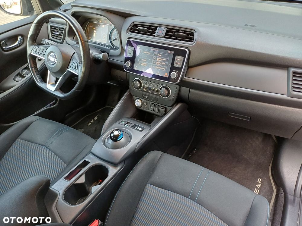 Nissan Leaf 40kWh Acenta - 12
