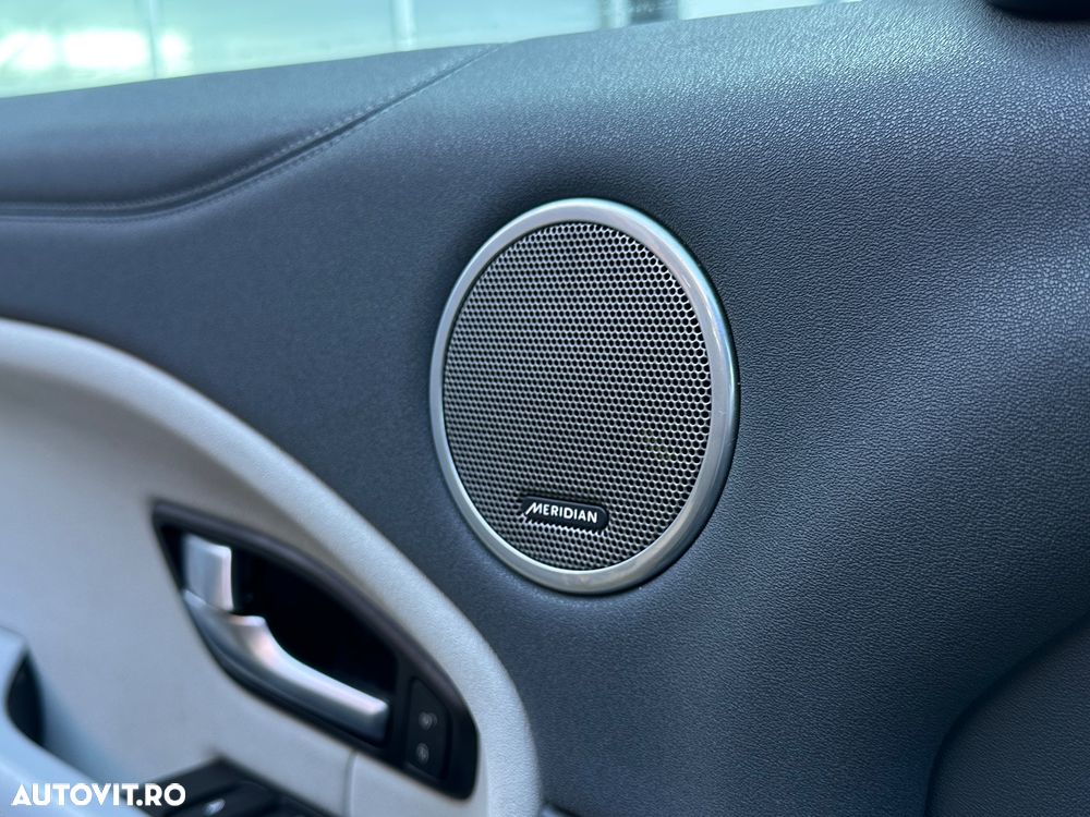 Land Rover Range Rover Evoque - 15