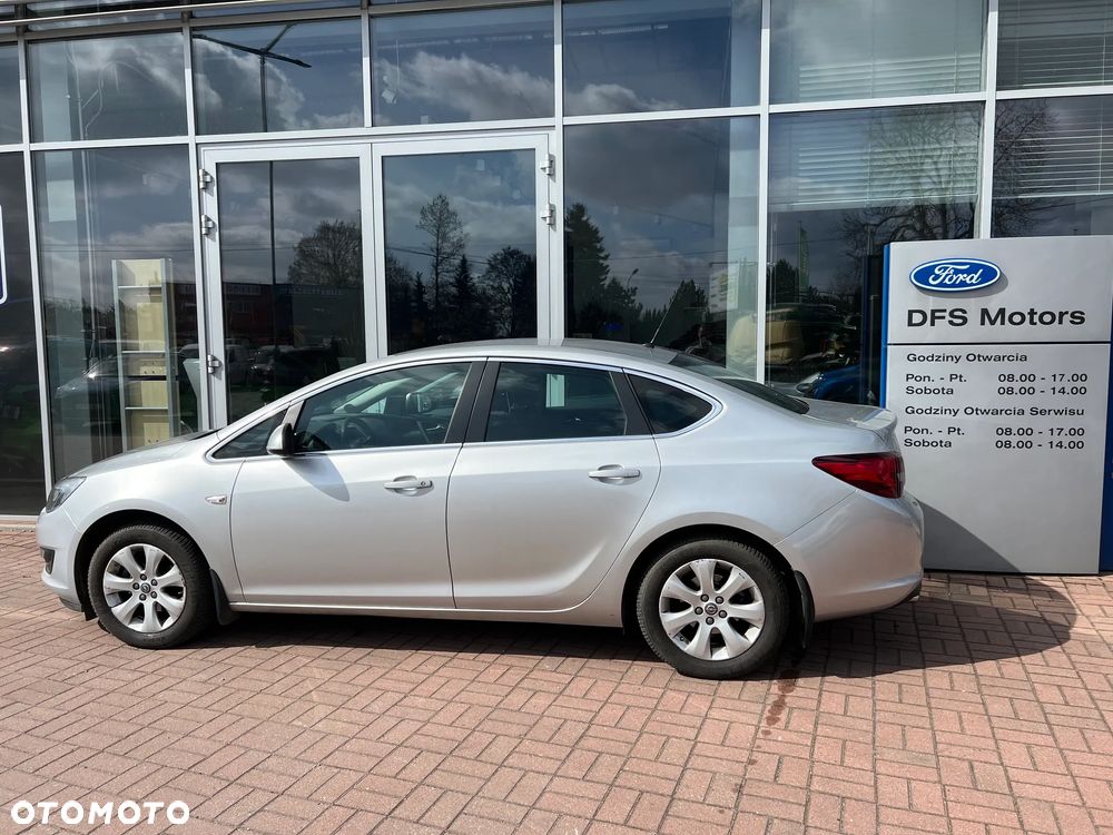 Opel Astra 1.4 T Business - 7