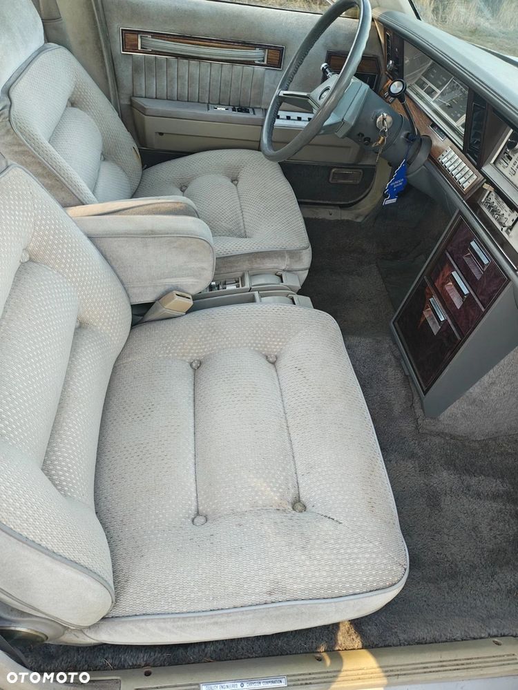 Chrysler New Yorker - 6