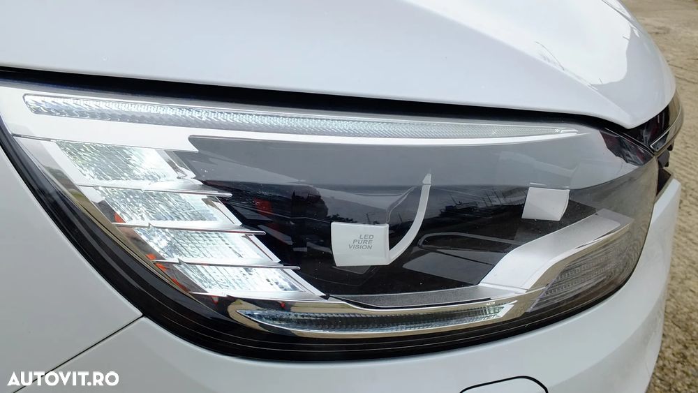 Renault Scenic BLUE dCi 120 EDC BOSE EDITION - 9
