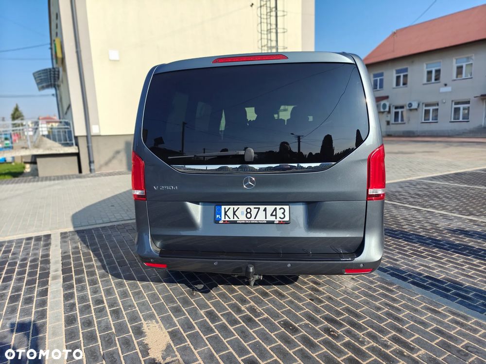 Mercedes-Benz Klasa V 250 (BlueTEC) d Avantgarde 7G-Tronic (d³ugi) - 5