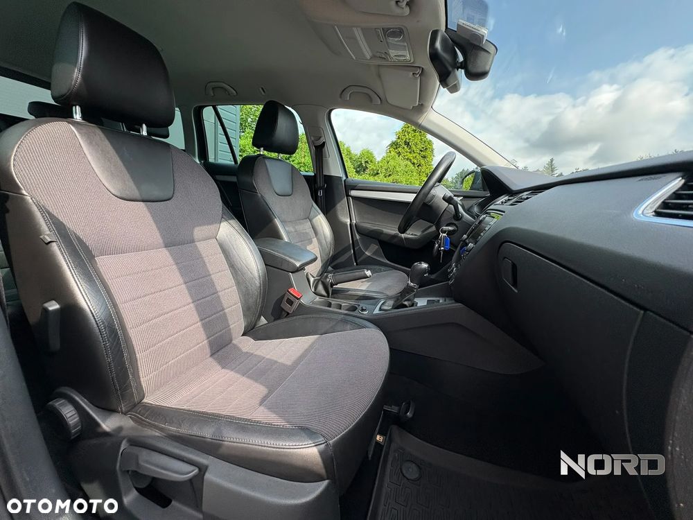 Skoda Octavia 1.6 TDI (Green tec) DSG Style - 19