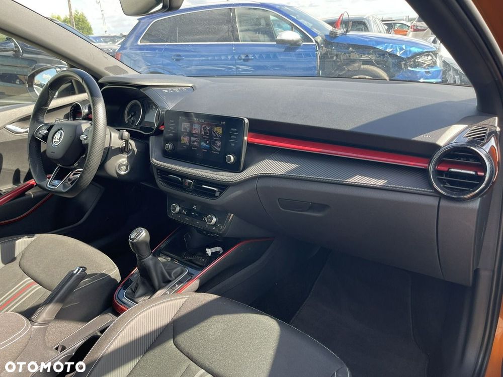 Skoda Fabia 1.0 TSI Monte Carlo - 10