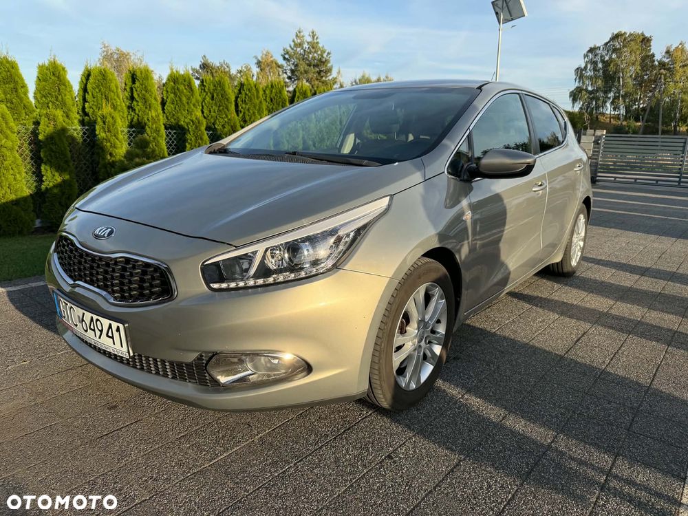 Kia Ceed - 1