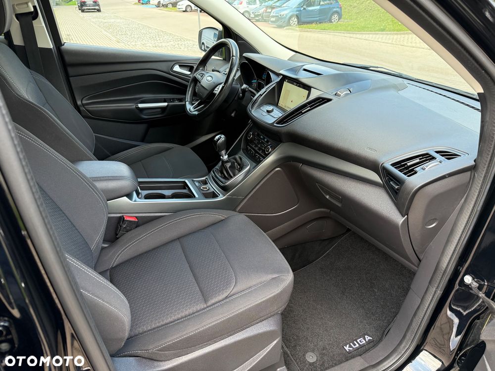 Ford Kuga 1.5 EcoBoost 2x4 Titanium - 10