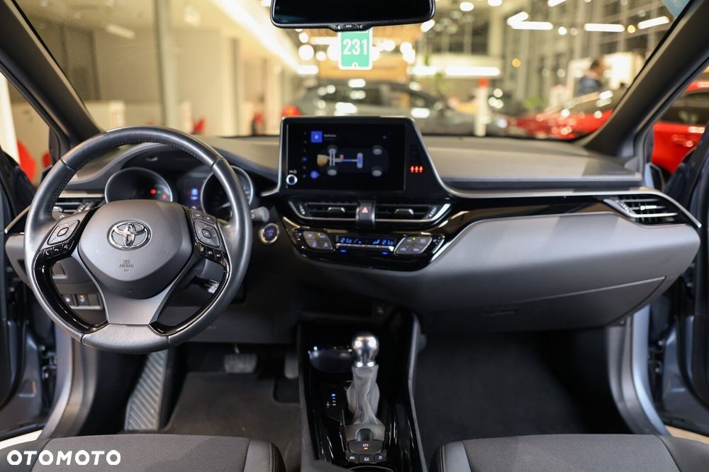 Toyota C-HR - 7