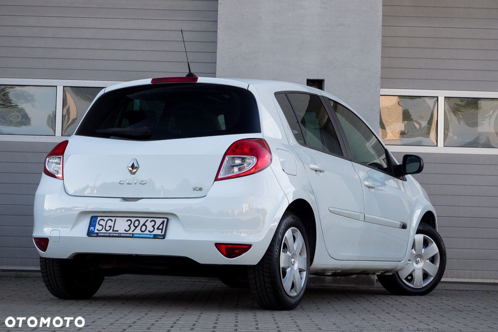 Renault Clio 1.2 16V TCE Dwudziestka - 7