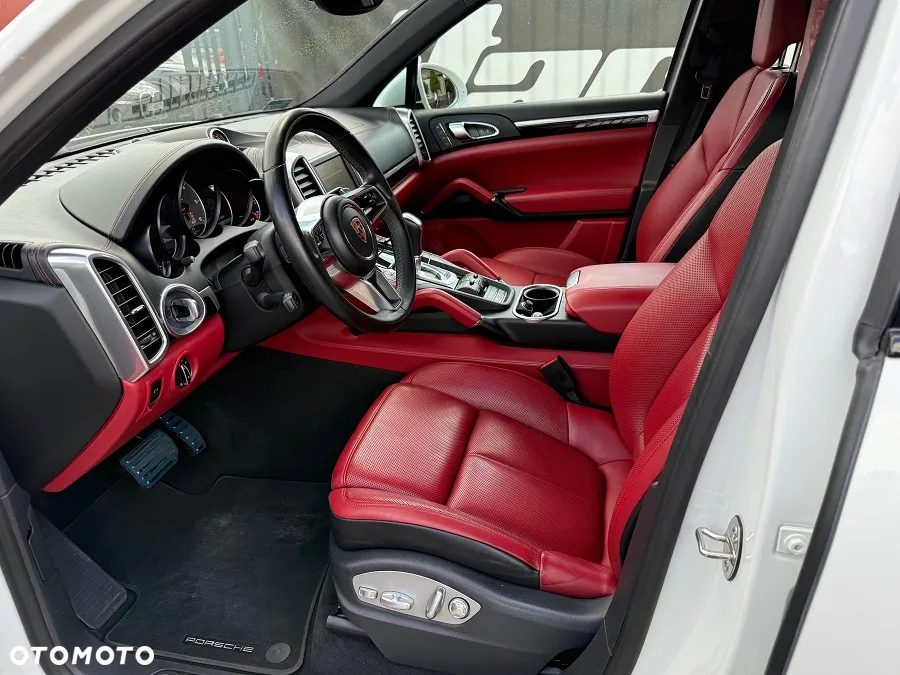 Porsche Cayenne S Diesel - 16