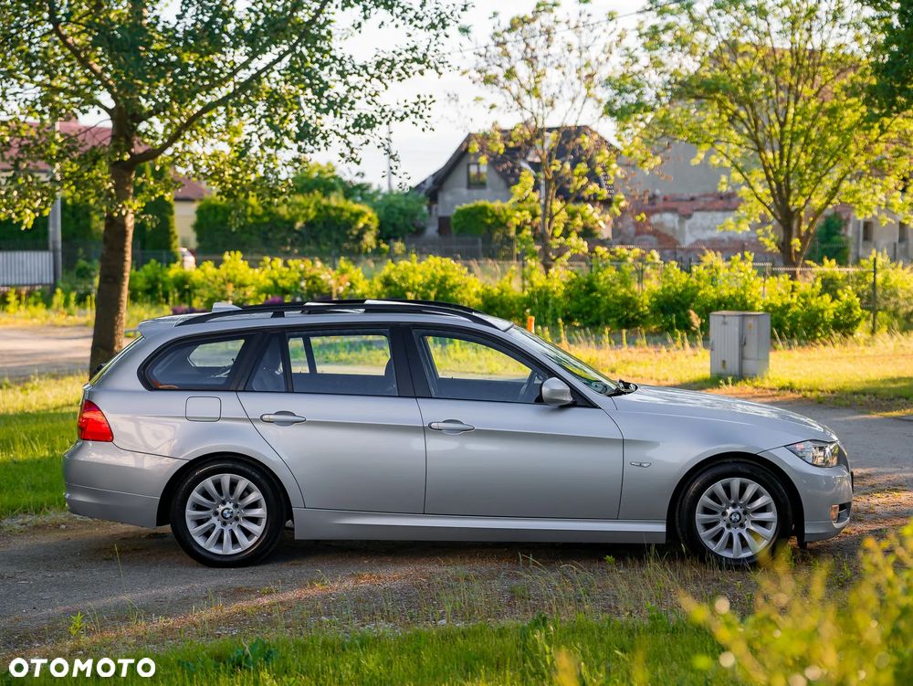 BMW Seria 3 318i Edition Lifestyle - 12
