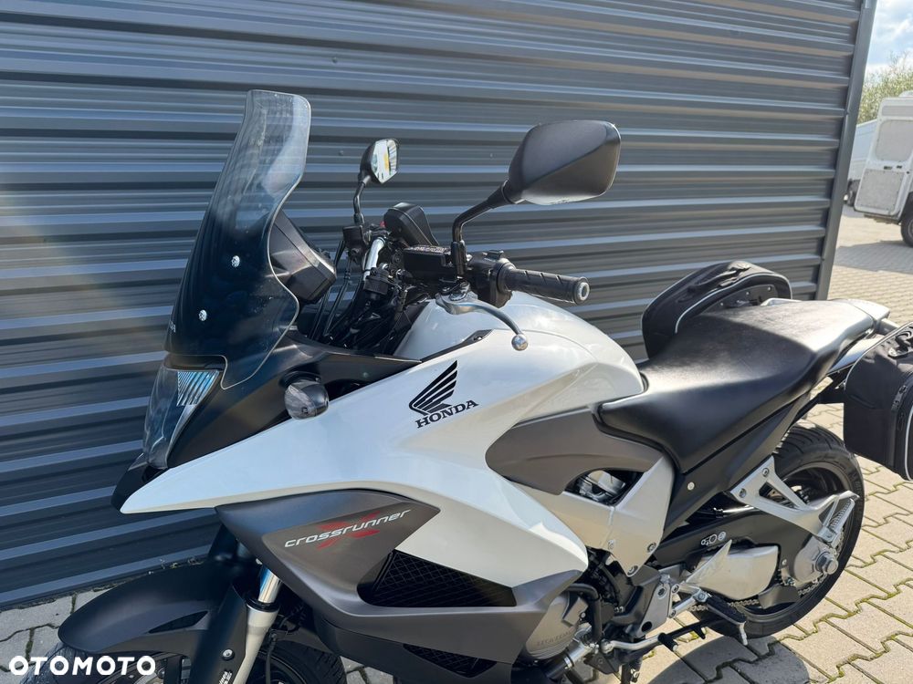 Honda VFR - 10