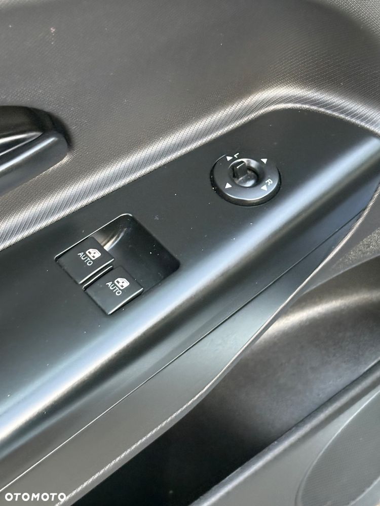 Kia Ceed 1.6 CRDi 90 Spirit - 10