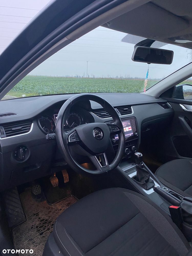 Skoda Octavia 1.5 TSI ACT Ambition - 23