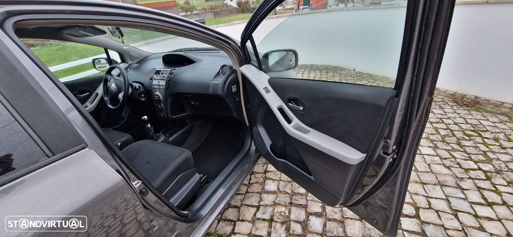 Toyota Yaris 1.0 VVT-i Comfort - 17