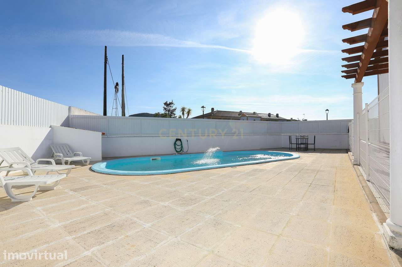 Moradia isolada T4 com piscina e churrasqueira - Cadaval - Grande imagem: 2/44