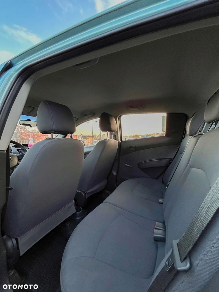 Chevrolet Spark 1.0 Base - 8