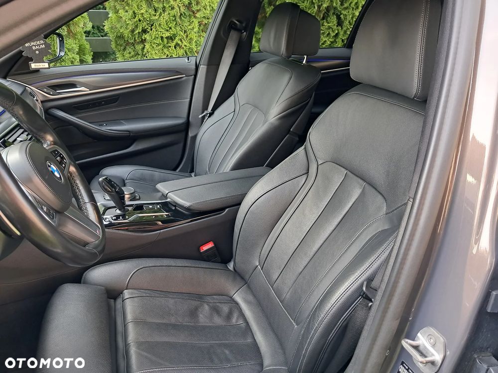 BMW Seria 5 530i xDrive M Sport sport - 21