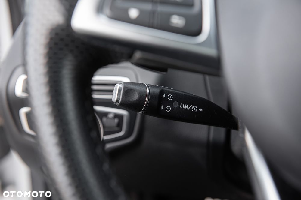 Mercedes-Benz Klasa C 400 4Matic 7G-TRONIC AMG Line - 21